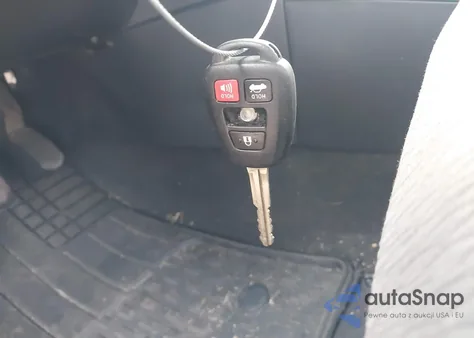 2016 Toyota Corolla Le z USA, uszkodzony, nr VIN 2T1BURHE5GC719021